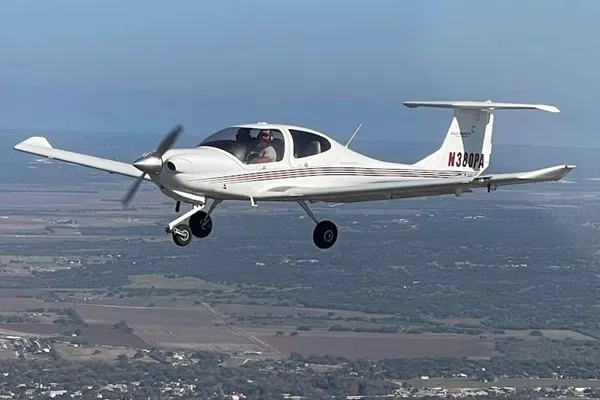 Diamond DA40
